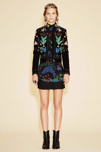 Look 8
